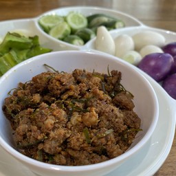 เซตหมูผัดปลาร้าพร้อมผัก