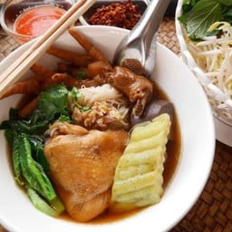 ล่ำซำ ก๋วยเตี๋ยวไก่มะระ