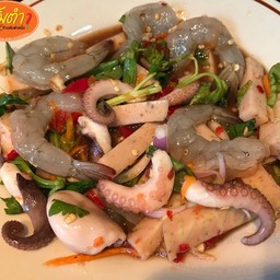 ยำหมูยอปลาร้าทะเล