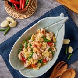 กุ้งผัดพริกขี้หนู