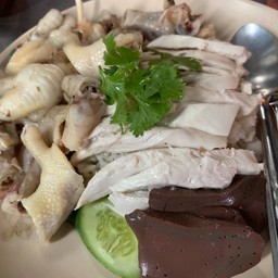 มิดไนท์ข้าวมันไก่ตอน