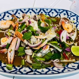 ยำรวมทะเล ( สุก )