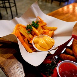 เฟรนช์ฟรายส์ชีส