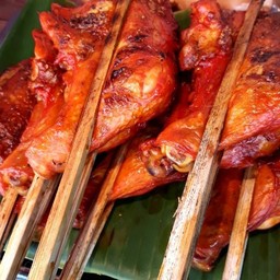 ไก่ย่างน่องติดสะโพกอร่อยสุด