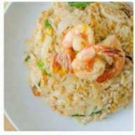 ข้าวผัดรวมมิตร