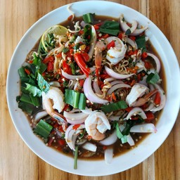 ยำมาม่ากุ้ง