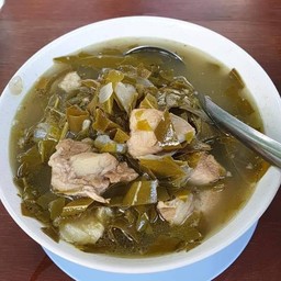 ต้มกระดูกอ่อนใบชะมวง