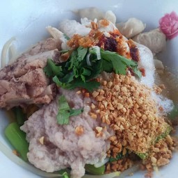 เตี๋ยวแห้งหมู