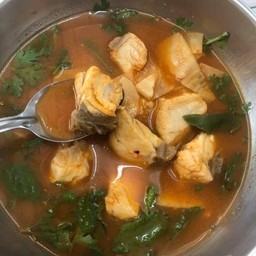 แกงส้มปลากะพงพริกสด