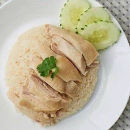 รวินันท์ข้าวมันไก่&แกงกะหรี่ญี่ปุ่นไก่ทอด&ข้่าวหมูทอดและข้าวหมูแดง