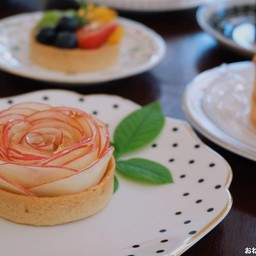 Petits Fours Cafe &  Studio เปอติฟูร์ คาเฟ่ แอนด์ สตูดิโอ เชียงใหม่