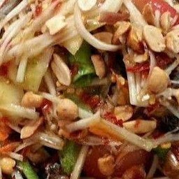 เกาเหลา มะละกอโคราชน้ำปลาร้า