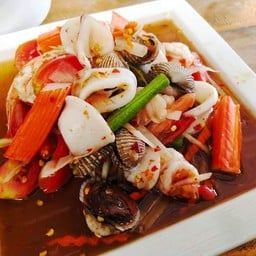 ส้มตำเกาเหลาทะเล