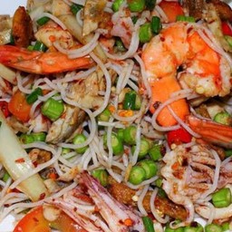 ยำขนมจีนทะเล