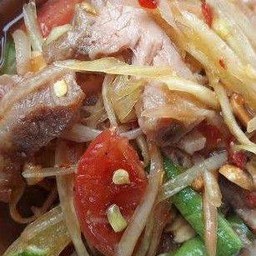 เกาเหลามะละกอ คอหมูย่างน้ำปลาร้า