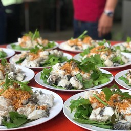 ปลากะพงลวกจิ้ม+น้ำจิ้มเต้าเจี้ยว