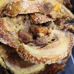 หมูกรอบทอดๆกรอบ