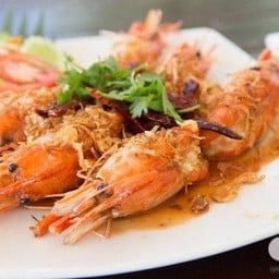 กุ้งแม่น้ำราดซอสมะขาม