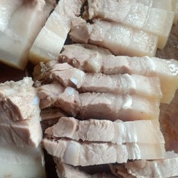 สามชั้นต้ม+น้ำจิ้ม