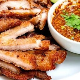 ร้านหมูทอดติดมันน้ำจิ้มแจ่ว