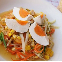 ตำไทยไข่เค็ม