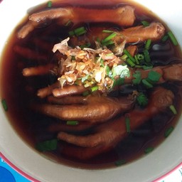 ขาไก่ตุ๋น