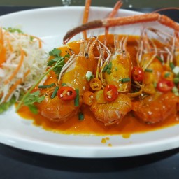 กุ้งราดซอสไข่เค็ม(กุ้งก้ามกราม)