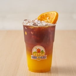 กาแฟหอมๆ กับน้ำส้มสดๆ ทานแล้วสดชื่น