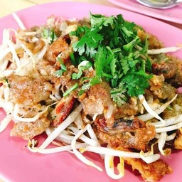 หอยทอด เจ๊แต