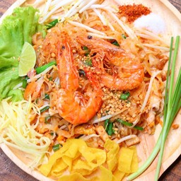 ผัดไทยทรงเครื่อง - สุธิดา