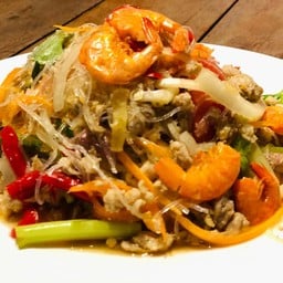 ยำวุ้นเส้นหมูสับ