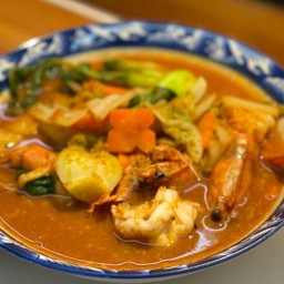 แกงส้มผักรวมกุ้ง