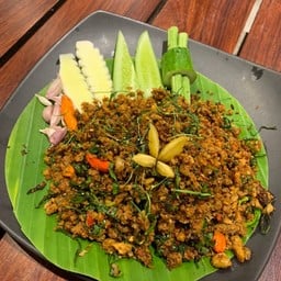 หมูป่าสับพริกแกง