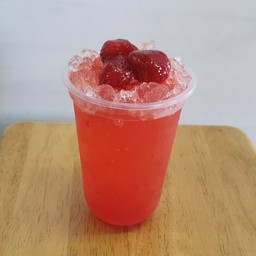 สตรอเบอรี่เย็นพร้อมดื่ม