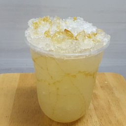 น้ำผึ้งโซดามะนาวเย็นพร้อมดื่ม