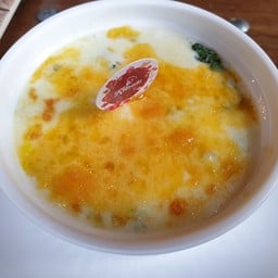 ผักโขม อบชีส