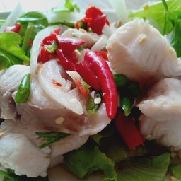 ยำเนื้อปลา