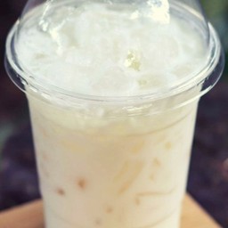 นมหมี
