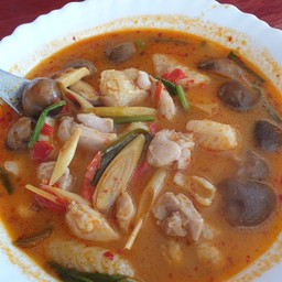 ต้มยำรวมมิตร น้ำข้น