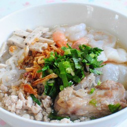 ก๋วยจั๊บญวนรวมมิตร