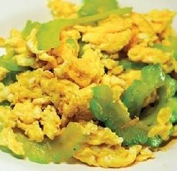มะระผัดไข่