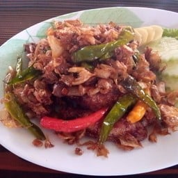 แหนมปีกไก่ทอด