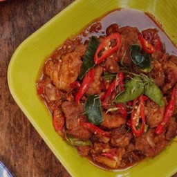 หมูผัดกะปิ.