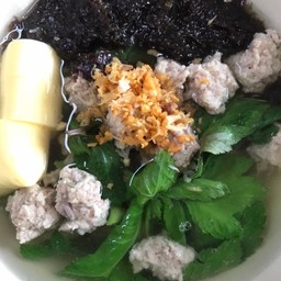 ต้มจืดเต้าหู้หมูสับสาหร่าย