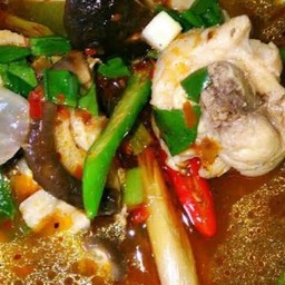 ต้มยำไก่