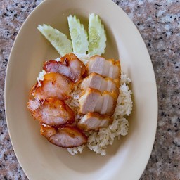 ข้าวหมูแดงหมูกรอบ