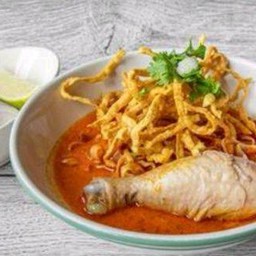 ข้าวซอยน่องไก่