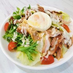 สลัดซันนี่ไก่ย่าง