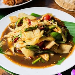 เมนูพิเศษหากินยาก โดดเด่นด้วยรสชาติน้ำปู ดูแล้วมีเสน่ห์เหลือเกิน!
