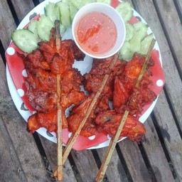 ไก่ย่างไฟลุก3แยก